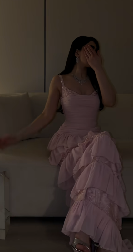 Wunderschönes langes Abendkleid aus Chiffon in Etuiform, rosa Ballkleid ED10886