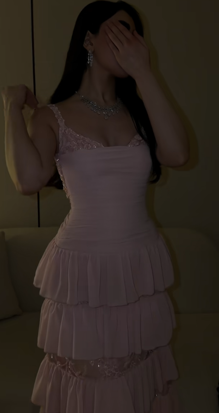 Wunderschönes langes Abendkleid aus Chiffon in Etuiform, rosa Ballkleid ED10886