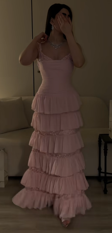 Wunderschönes langes Abendkleid aus Chiffon in Etuiform, rosa Ballkleid ED10886