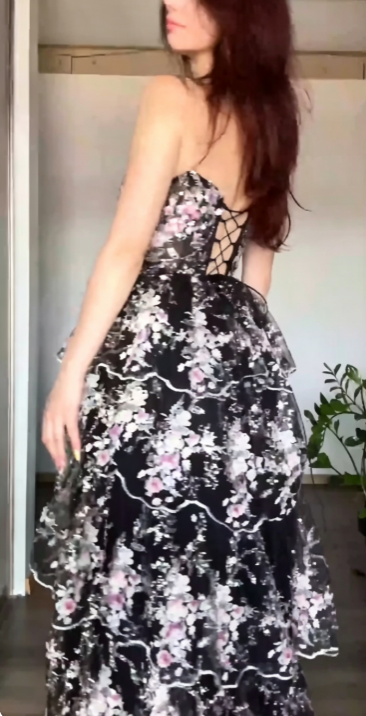 Trägerloses schwarzes A-Linien-Abschlussballkleid langes Tüll-Abendkleid ED11034