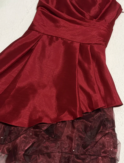 Burgunderrotes kurzes Homecoming-Kleid A-Linie Tüll Geburtstagsparty-Kleid ED11074