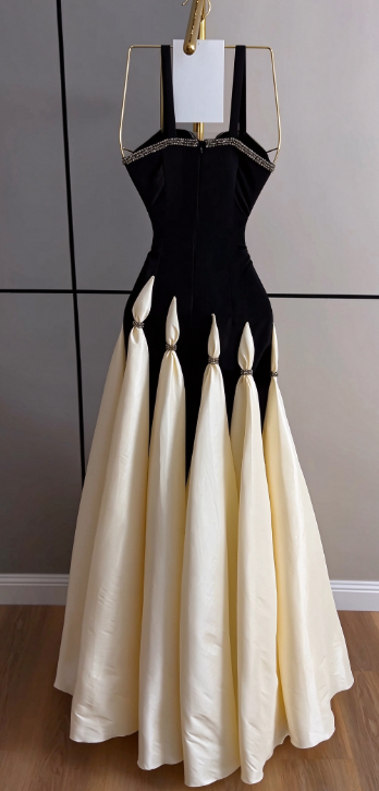 Black Prom Dress A-Line Satin Long Evening Dress ED11122