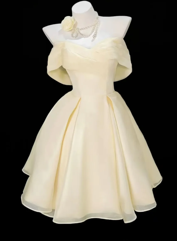 Pretty Yellow Short Homecoming Dress A-Line Chiffon Birthday Party Dress ED11148