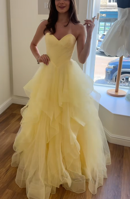 Chic Yellow Prom Dress A-Line Tulle Long Evening Dress ED11185