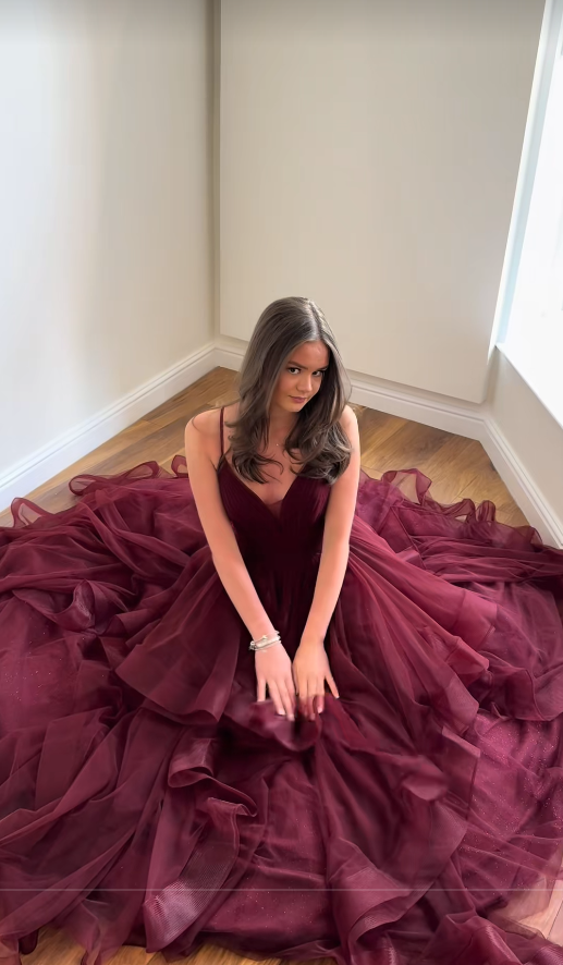 Chic Burgundy Prom Dress A-Line Tulle Long Evening Dress ED11214