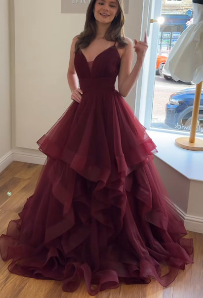 Chic Burgundy Prom Dress A-Line Tulle Long Evening Dress ED11214