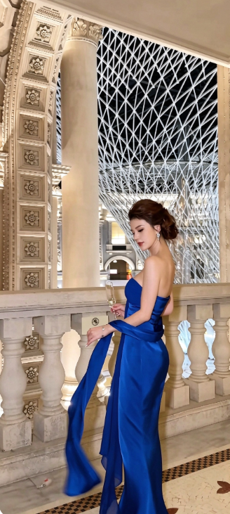 Chic Blue Prom Dress Sheath Satin Long Evening Dress ED11305