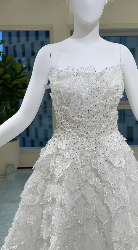 Timeless White A-Line Wedding Dress Tulle Bridal Gown ED11389