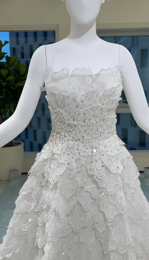Timeless White A-Line Wedding Dress Tulle Bridal Gown ED11389