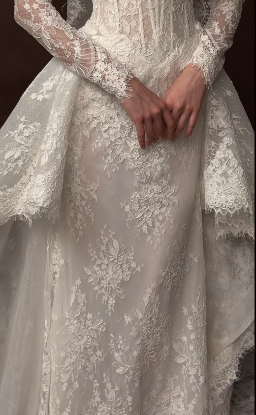 Timeless White Sheath Wedding Dress Lace Bridal Gown ED11398