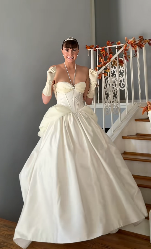 Chic White Bridal Gown A-Line Satin Wedding Dress ED11451