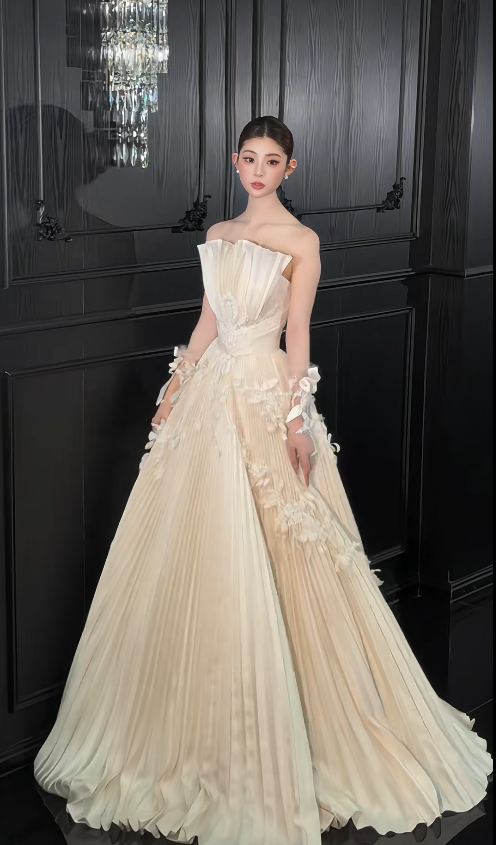 Chic Light Champagne Bridal Gown A-Line Taffeta Wedding Dress ED11453