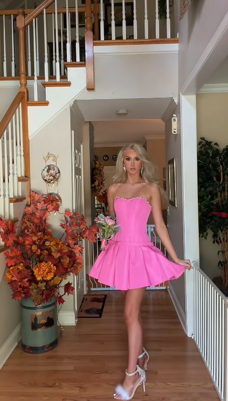 Pretty Pink Short Prom Dress A-Line Satin Birthday Dress ED11457