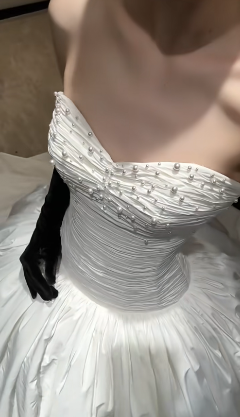 Timeless White Tulle Wedding Dress Sheath Bridal Gown ED11499