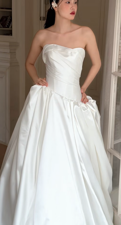 Elegant White Wedding Dress A-Line Satin Bridal Dress Sleeveless Bridal Gown ED11510