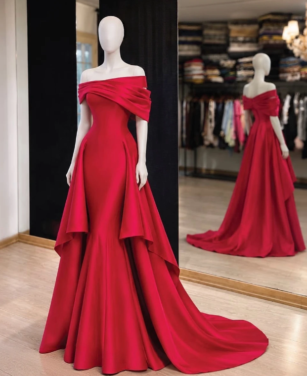 Robe de soirée longue et élégante en satin rouge, coupe fourreau ED11511