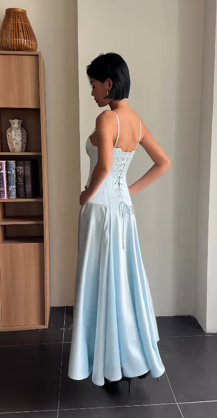 Hübsches blaues Abschlussballkleid, Etuikleid aus Satin, langes Abendkleid ED11554