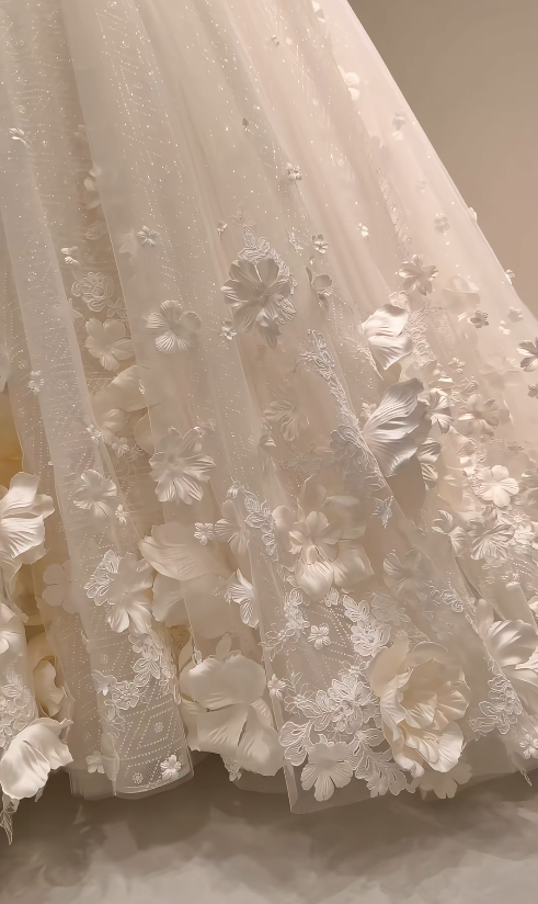Timeless A-Line Tulle Wedding Dress Applique White Bridal Dress Sleeveless Bridal Gown ED11562