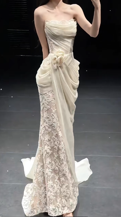 Timeless Sheath Chiffon Flower Wedding Dress White Bridal Dress Sleeveless Bridal Gown ED11570