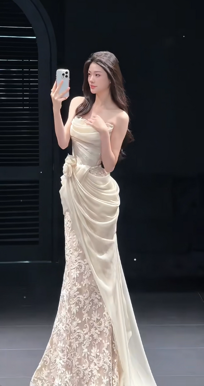 Timeless Sheath Chiffon Flower Wedding Dress White Bridal Dress Sleeveless Bridal Gown ED11570