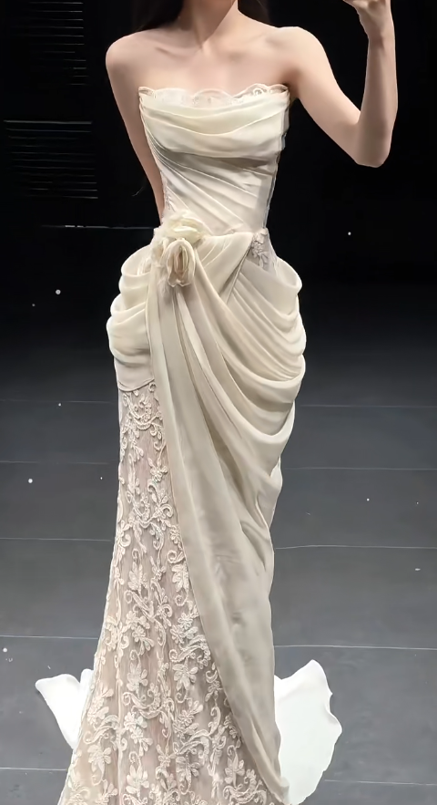 Timeless Sheath Chiffon Flower Wedding Dress White Bridal Dress Sleeveless Bridal Gown ED11570