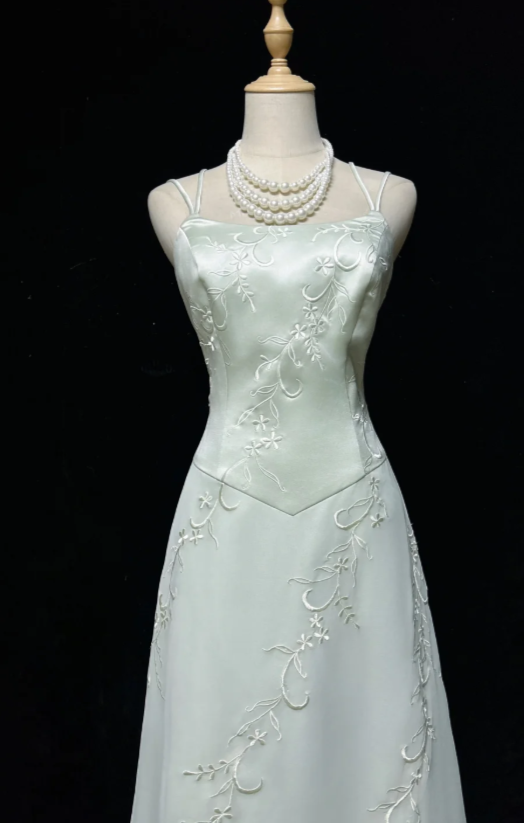 Gorgeous Sheath Chiffon Evening Dress Light Green Prom Dress ED11574