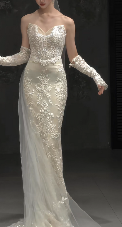 Chic Sweetheart White Bridal Gown Sheath Tulle Beaded Wedding Dress ED11603