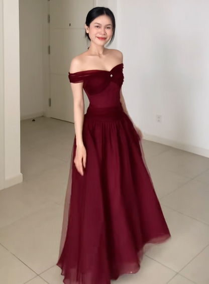 Robe de bal longue en mousseline bordeaux, coupe trapèze, modèle ED11636