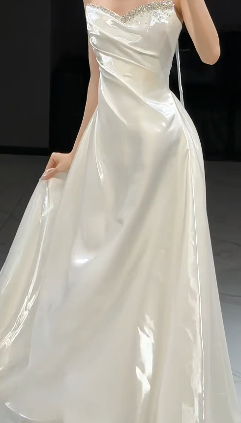 Wunderschönes A-Linien-Brautkleid mit herzförmigem Ausschnitt, lang, Weiß, Brautkleid aus Satin, ED11668