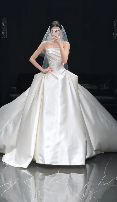 Pretty A-Line Strapless Long Wedding Dress White Bridal Dress Satin Bridal Dress ED11669