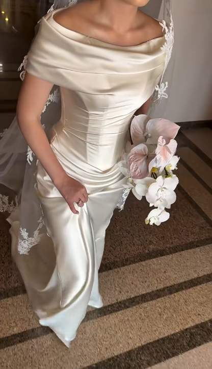 Zeitloses schulterfreies weißes Brautkleid, Etui-Schnitt aus Satin, langes Hochzeitskleid ED11732