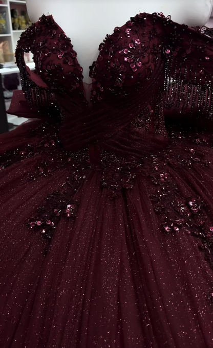 Märchenhaftes Ballkleid Quinceanera-Kleid Tüll Applikation Geburtstagskleid Pflaume Sweet 16 Kleid ED11735