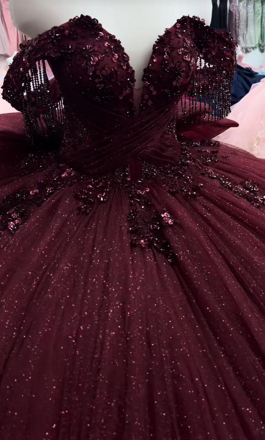 Märchenhaftes Ballkleid Quinceanera-Kleid Tüll Applikation Geburtstagskleid Pflaume Sweet 16 Kleid ED11735