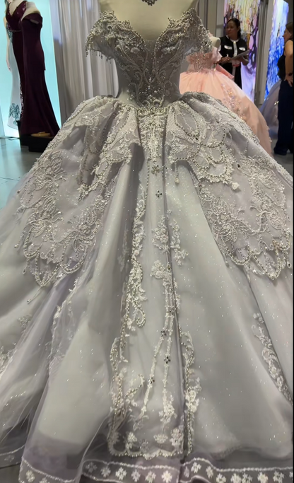 Feenhaftes Ballkleid Quinceanera-Kleid Tüll Applikation Geburtstagskleid Hellviolett Sweet 16 Kleid ED11738