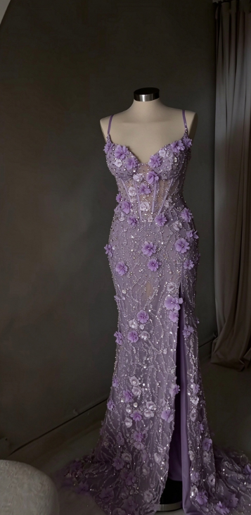 Robe de soirée longue violette en tulle brodé de perles, coupe fourreau, appliqués féeriques ED11839