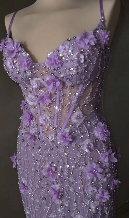 Robe de soirée longue violette en tulle brodé de perles, coupe fourreau, appliqués féeriques ED11839
