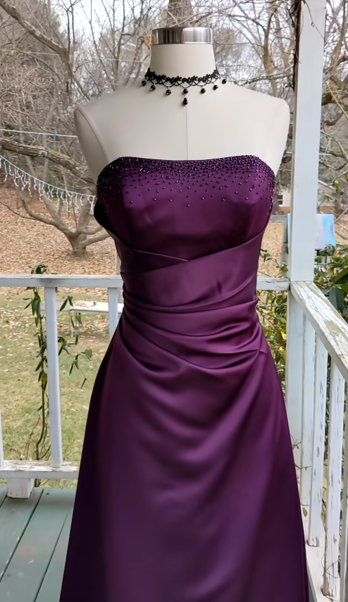 Robe de bal Glam Grape bustier fourreau en satin longue robe de soirée ED11842