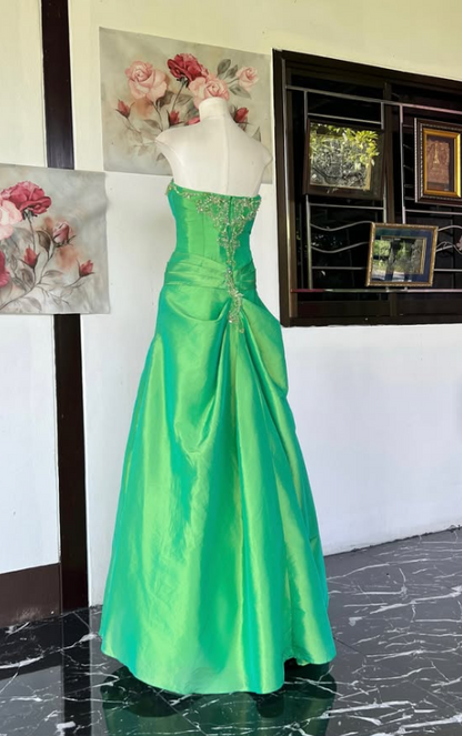 Gorgeoue A-Line Satin Long Evening Dress Green Prom Dress ED11916