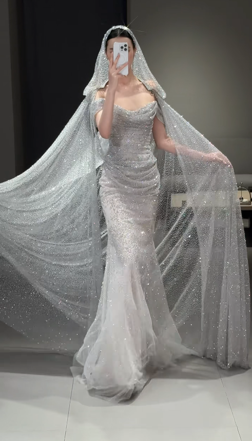 Gorgeous Sheath Tulle Sequins Long Evening Dress Silver Prom Dress ED11921