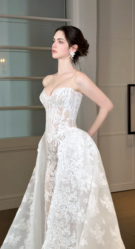 Pretty Sheath Lace Wedding Dress White Bridal Gown ED11929