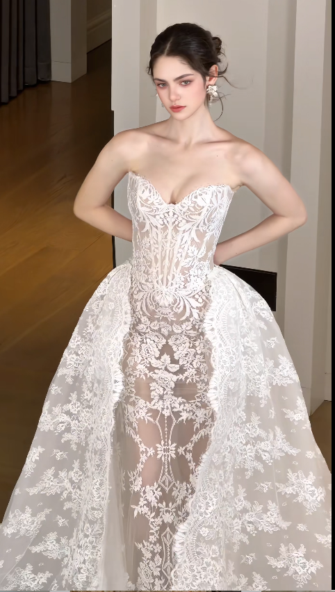 Pretty Sheath Lace Wedding Dress White Bridal Gown ED11929