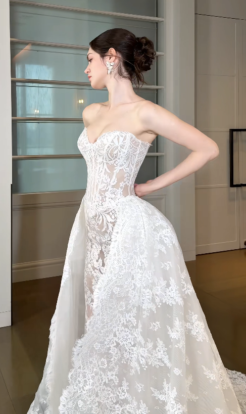 Pretty Sheath Lace Wedding Dress White Bridal Gown ED11929