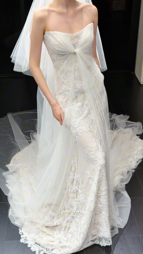 Simple Sheath Lace Wedding Dress White Bridal Gown ED11930