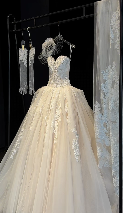 Eternal Sweetheart A-Line Wedding Dress White Long Bridal Dress Tulle Bridal Gown ED11934