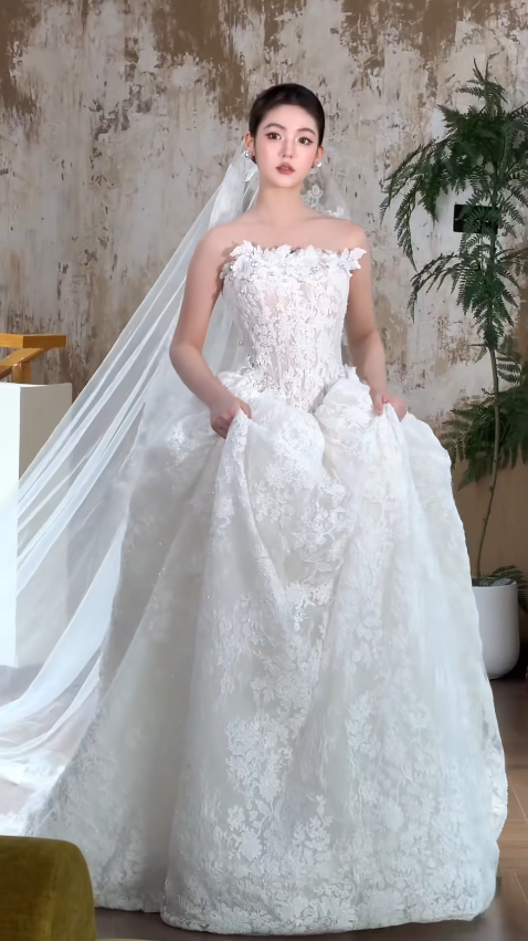 Eternal Strapless A-Line Wedding Dress White Long Bridal Dress Lace Bridal Gown ED11935