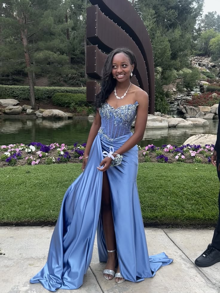 Robe de soirée longue fourreau en tulle perlé bleu à col cœur, robe de bal ED11955