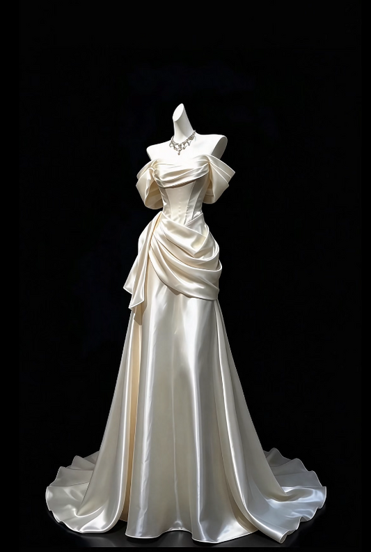 Wunderschönes schulterfreies, figurbetontes langes Abendkleid aus Satin in Elfenbein, Ballkleid ED11959