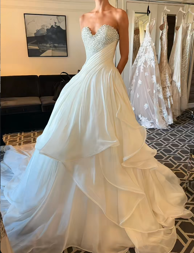 Elegant A-Line Tulle Wedding Dress White Bridal Gown ED12039
