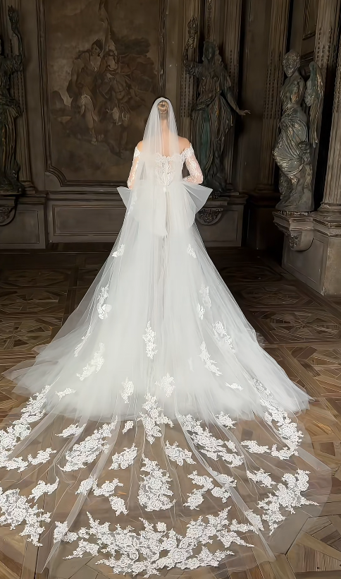 Elegant Sheath Lace Wedding Dress White Bridal Gown ED12040