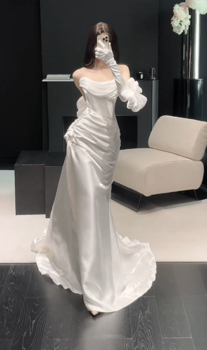 Elegant Sheath Satin Wedding Dress White Bridal Gown ED12041